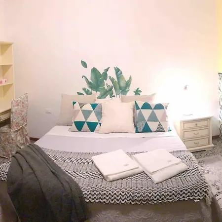 Casa Rosmary, Family And Parking For Venice Apartman *